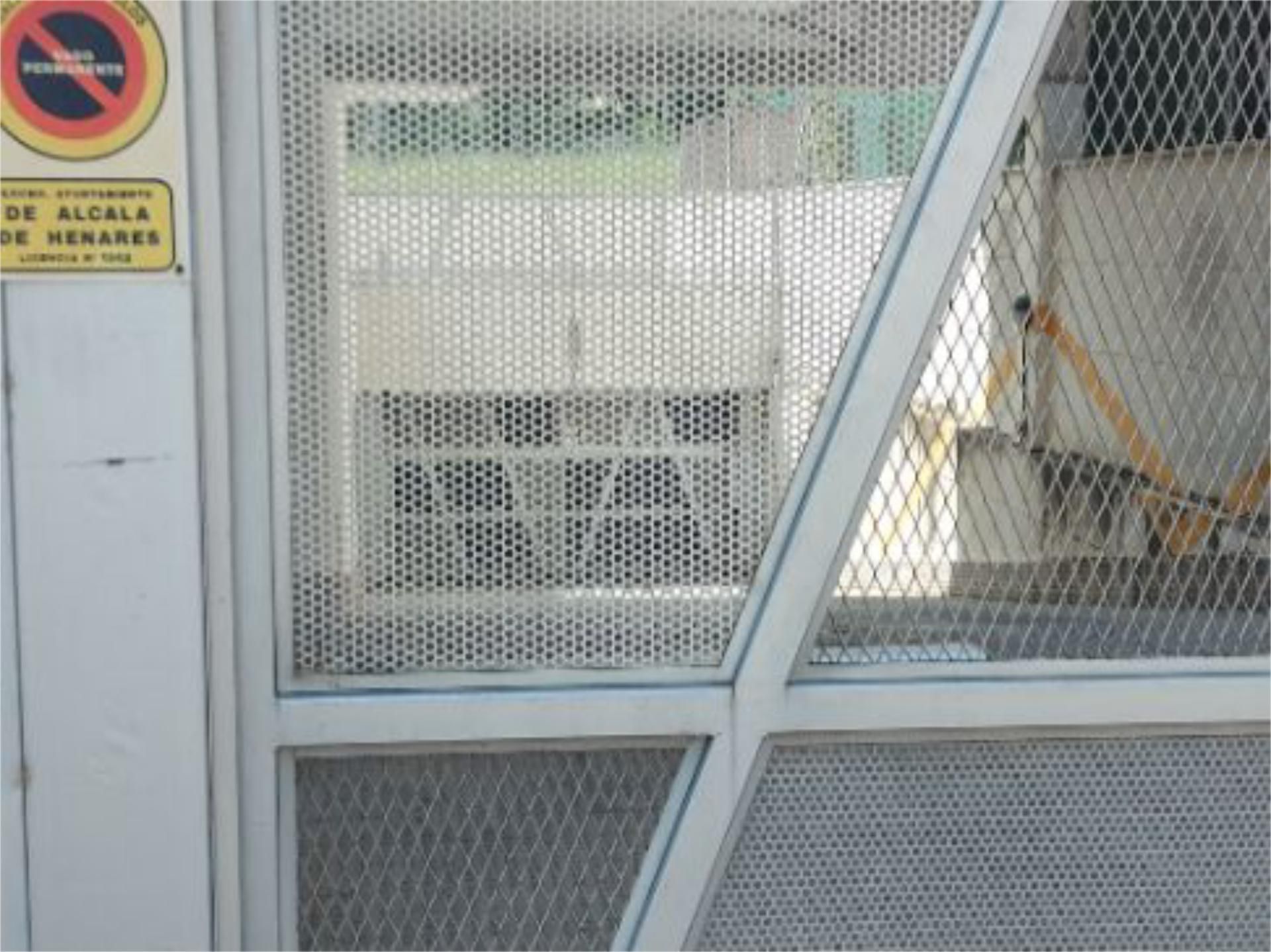 Exterior view of Garage to rent in Alcalá de Henares