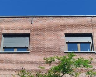 Exterior view of Flat to rent in  Madrid Capital  with Heating, Private garden and Terrace