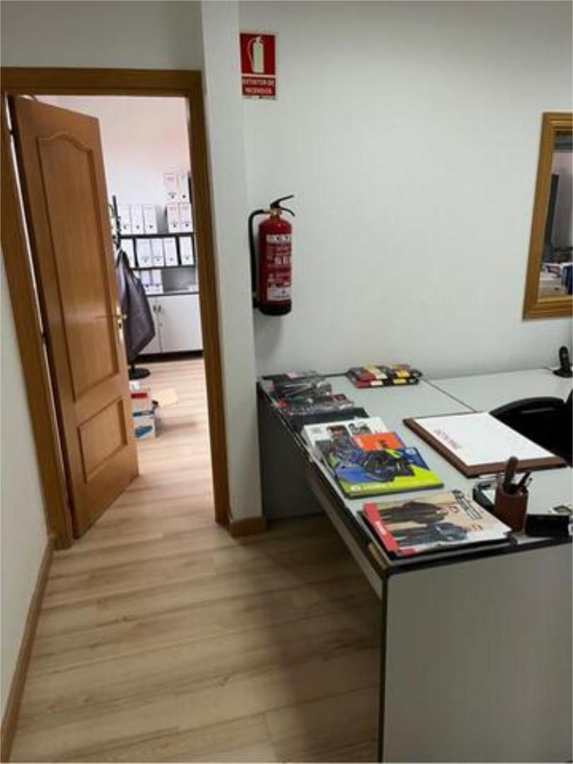 Office to rent in Coslada  with Air Conditioner