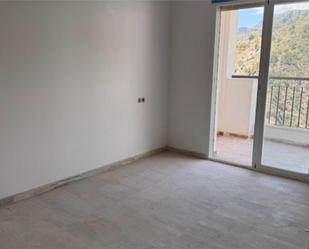 Dormitori de Pis en venda en Otívar amb Terrassa i Balcó