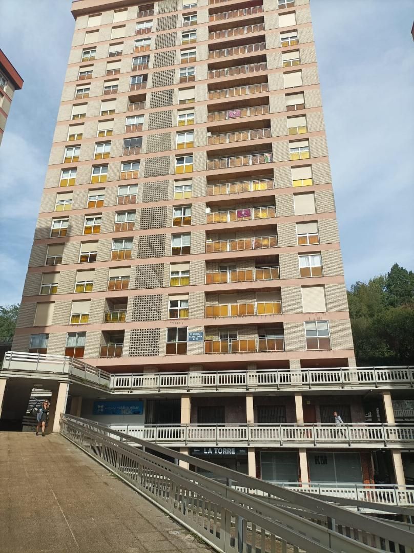 Exterior view of Flat for sale in Eibar  with Terrace and Balcony