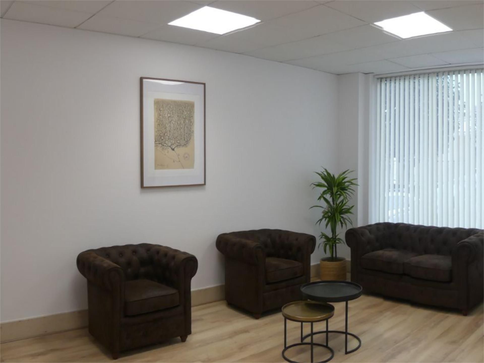 Office to rent in Castro-Urdiales