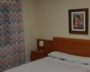 Bedroom of Flat to share in  Sevilla Capital  with Air Conditioner, Heating and Terrace