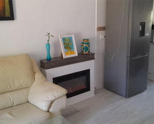 Living room of Flat for sale in Gelves  with Air Conditioner and Balcony