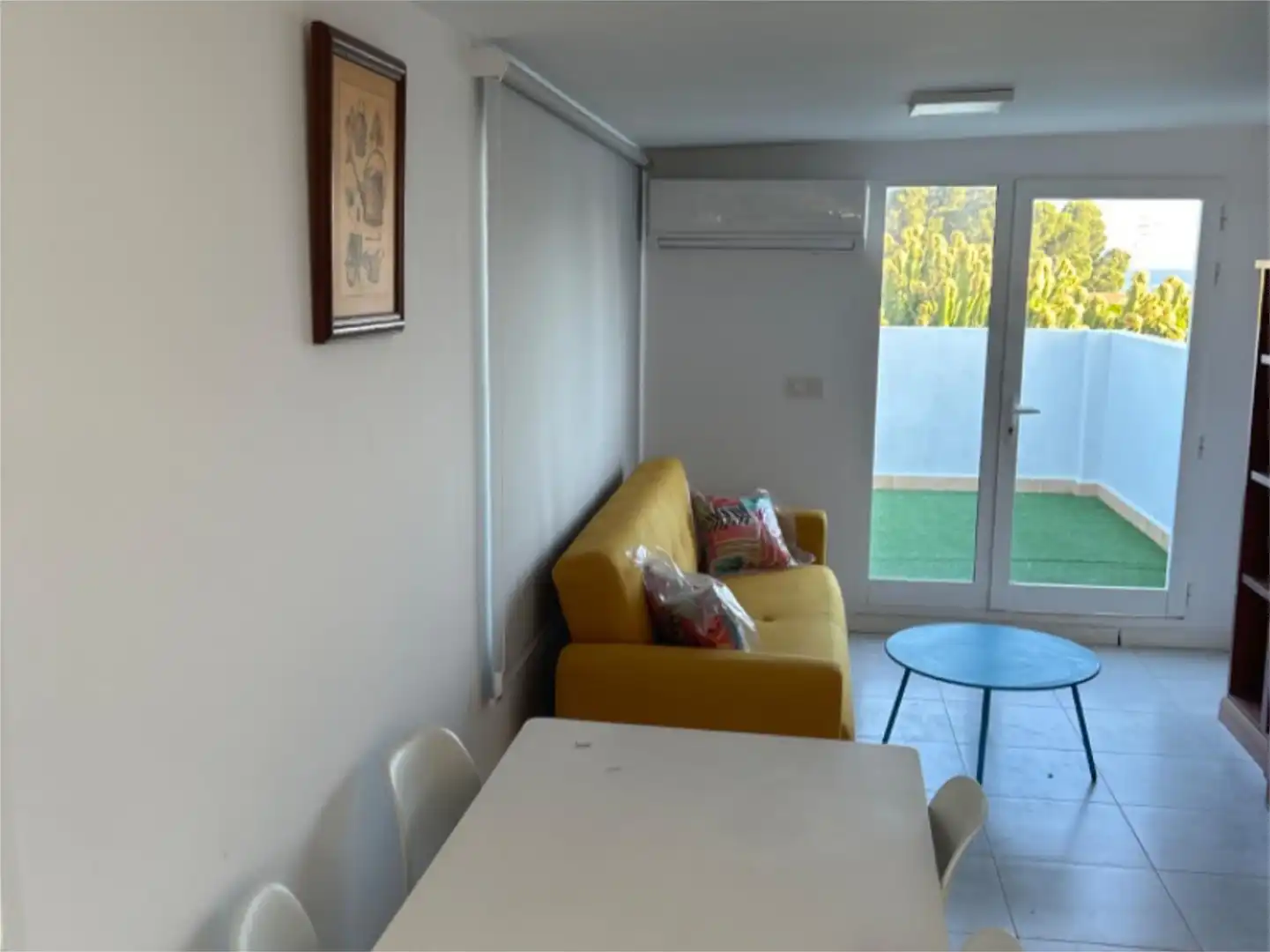 Wohnzimmer von Wohnung zur Miete in El Campello mit Klimaanlage, Heizung und Privatgarten