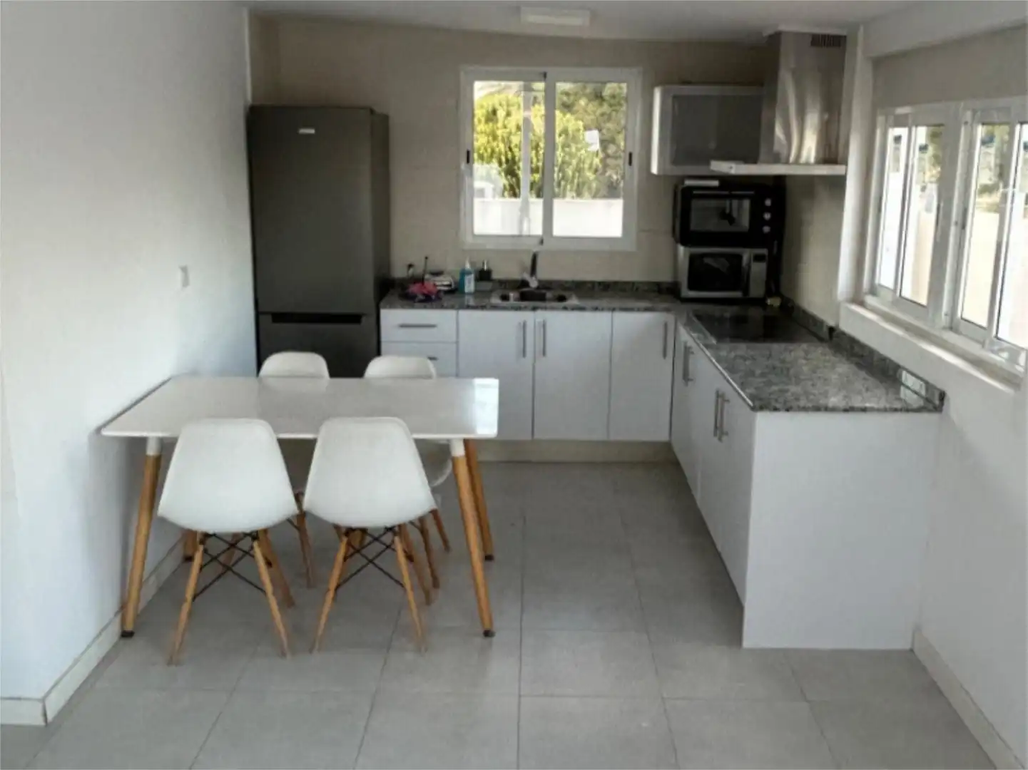 Küche von Wohnung zur Miete in El Campello mit Klimaanlage, Heizung und Privatgarten