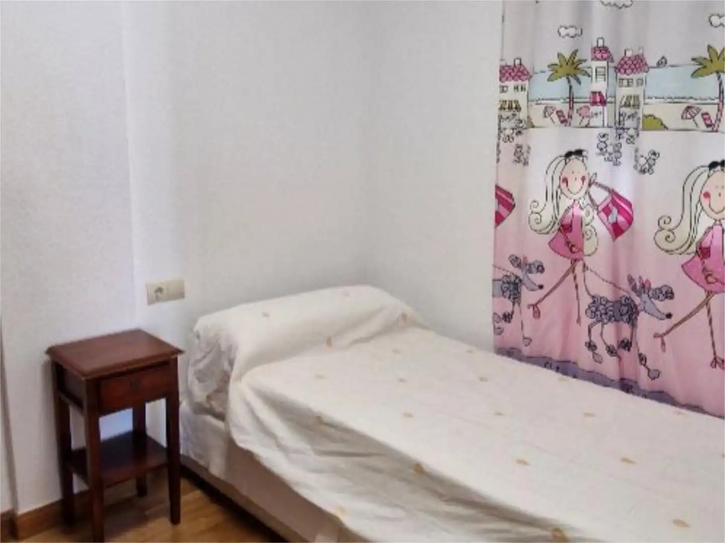 Flat for rent in Avenida de la Aduana, 76, El Puerto - Romanilla Flat for rent in Avenida de la Aduana, 76, El Puerto - Romanilla