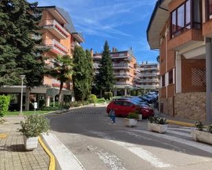 Vista exterior de Pis en venda en Colmenarejo amb Terrassa