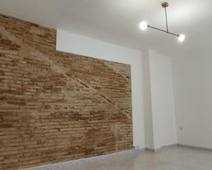 Flat for sale in Linares  with Air Conditioner