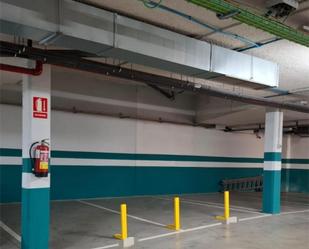 Parking of Garage to rent in Pinto