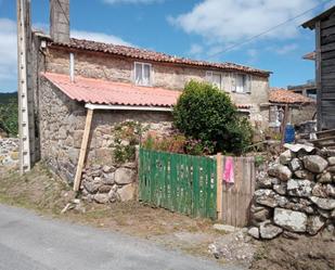 Exterior view of Single-family semi-detached for sale in Cabana de Bergantiños  with Private garden