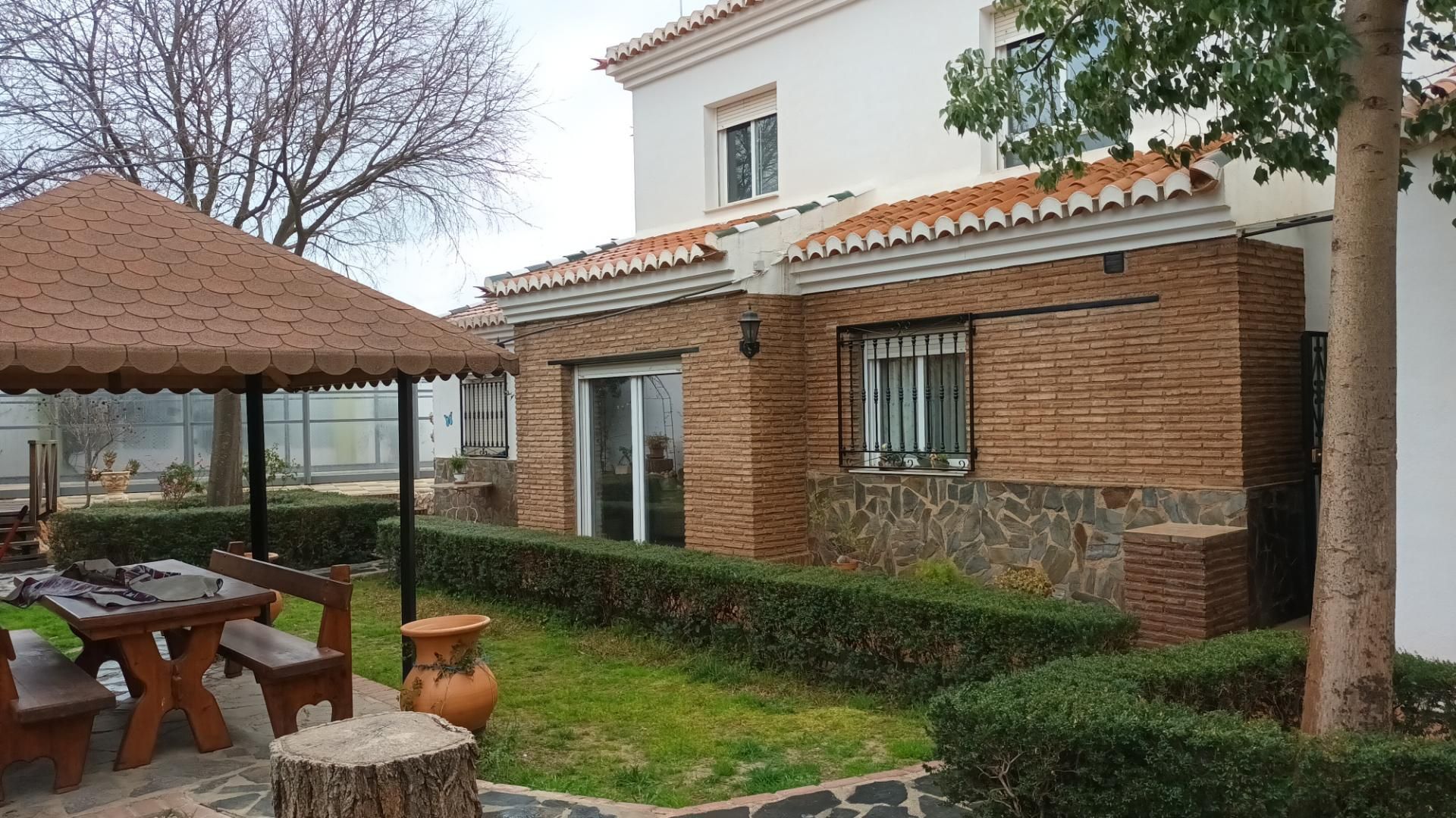 Jardí de Casa o xalet en venda en Dúrcal amb Aire condicionat, Calefacció i Jardí privat