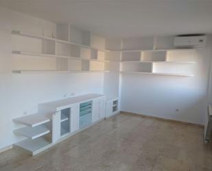 Living room of Duplex to rent in  Granada Capital  with Air Conditioner, Heating and Terrace
