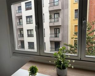 Terrassa de Pis per a compartir en  Logroño amb Calefacció, Parquet i Moblat