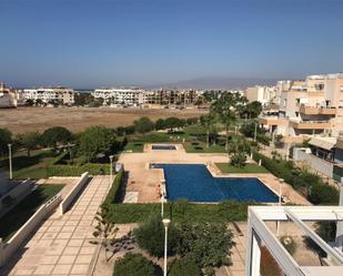 Piscina de Àtic en venda en  Almería Capital amb Aire condicionat, Terrassa i Piscina