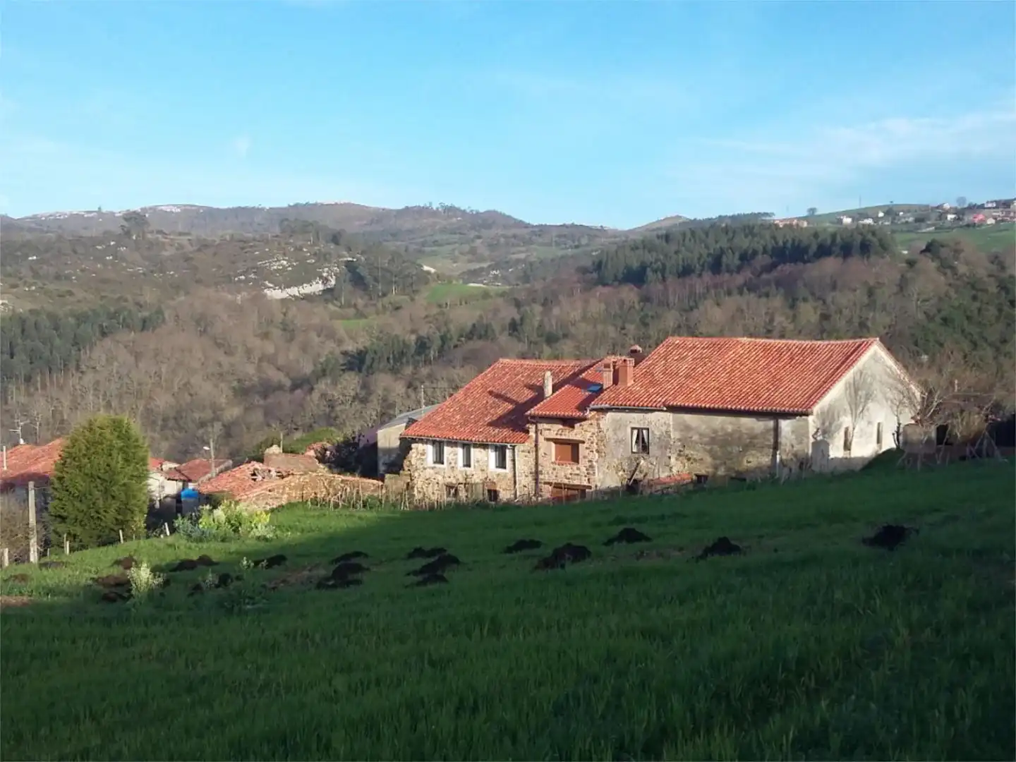 Residencial en venda a Barrio la Molina, 24, Comillas (Cantabria) Vista exterior de Residencial en venda en Comillas (Cantabria)