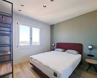Bedroom of Flat to rent in Badalona