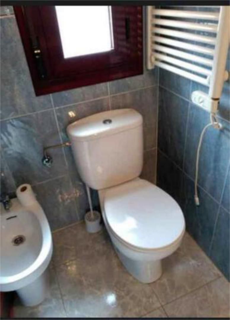 Bany de Apartament de lloguer en Cáceres Capital