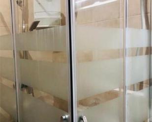Bathroom of House or chalet to share in Sant Just Desvern  with Private garden