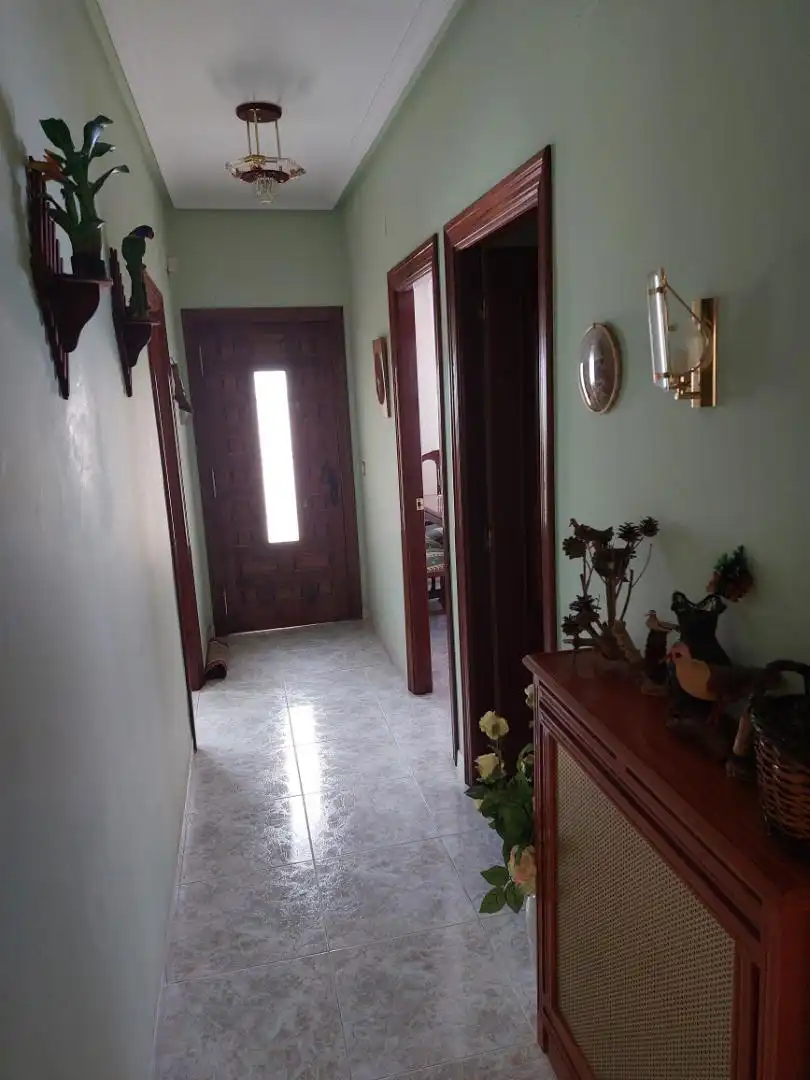 Casa adosada en venda a Calle Valle Pozo, 3, Vitigudino Casa adosada en venda en Vitigudino amb Terrassa, Traster i Moblat