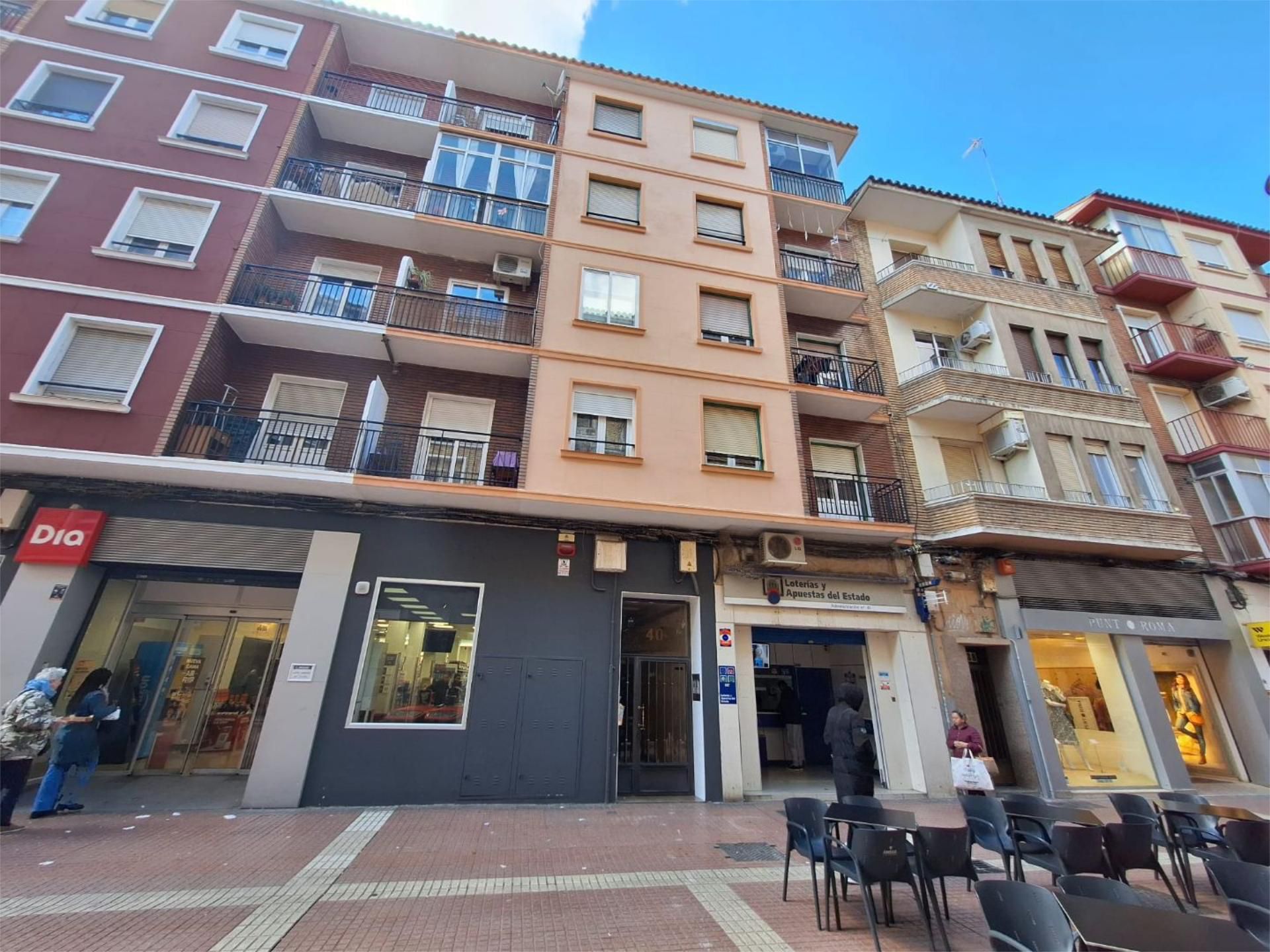 Exterior view of Flat for sale in  Zaragoza Capital  with Air Conditioner and Heating