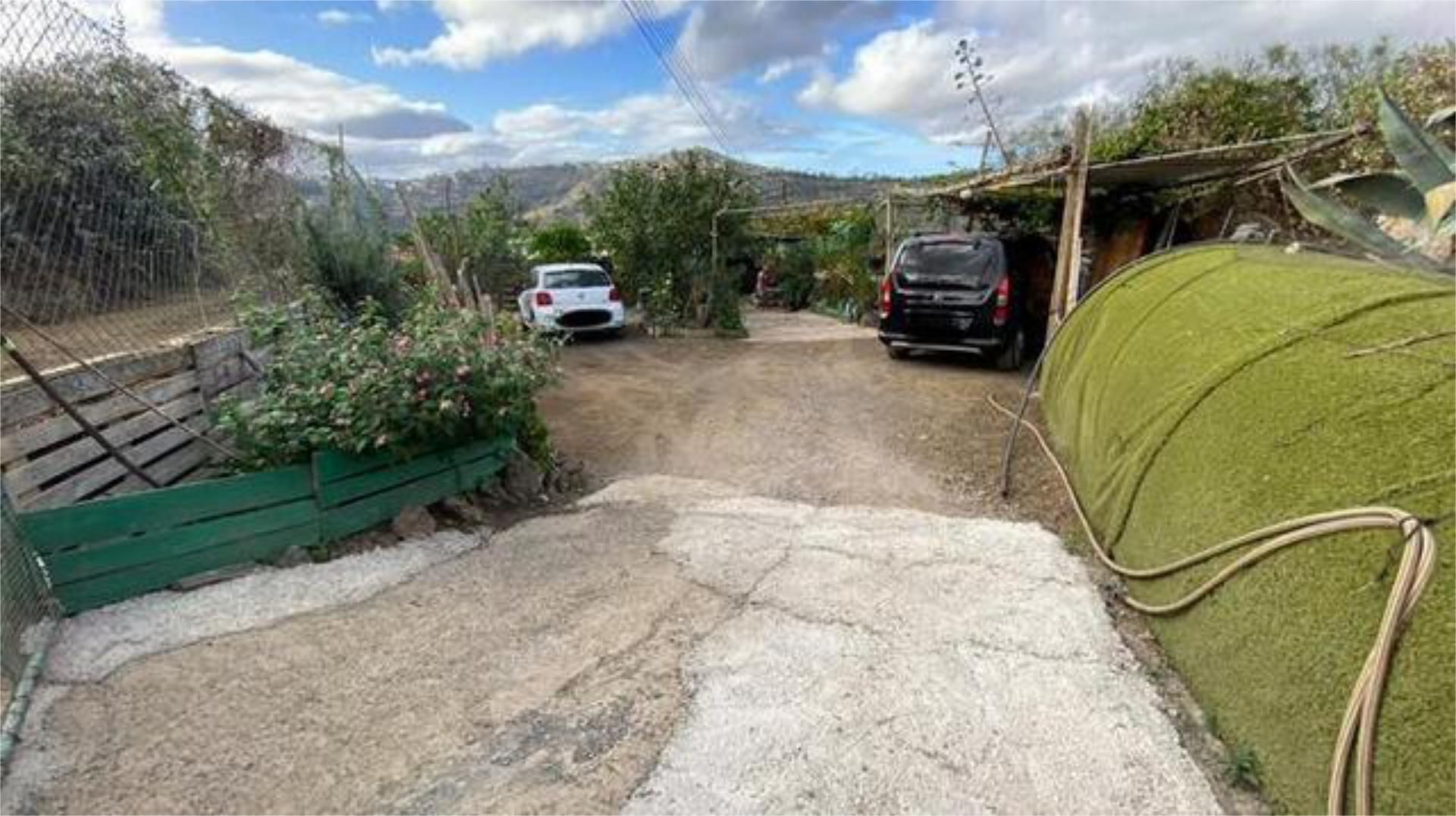 Vista exterior de Casa o xalet en venda en Telde amb Terrassa