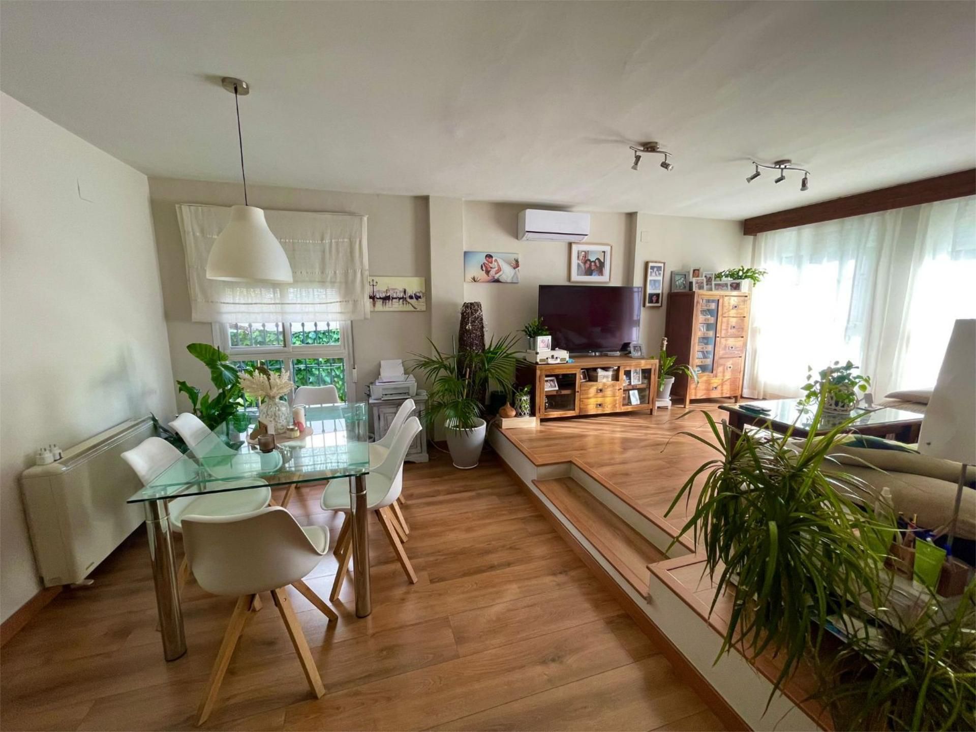 Living room of Single-family semi-detached for sale in Ogíjares  with Air Conditioner, Terrace and Swimming Pool