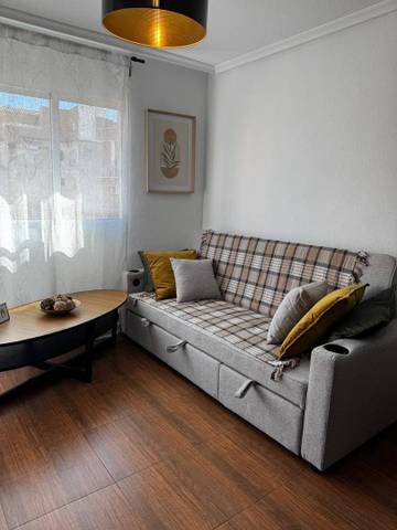 Apartamento en Alquiler en Calle Virgen de la Paloma, 37 en Zona Playa del Cura