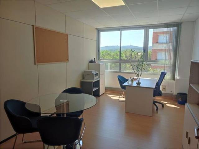 Oficina en Alquiler en Avinguda de Cerdanyola, 77 en El Coll
