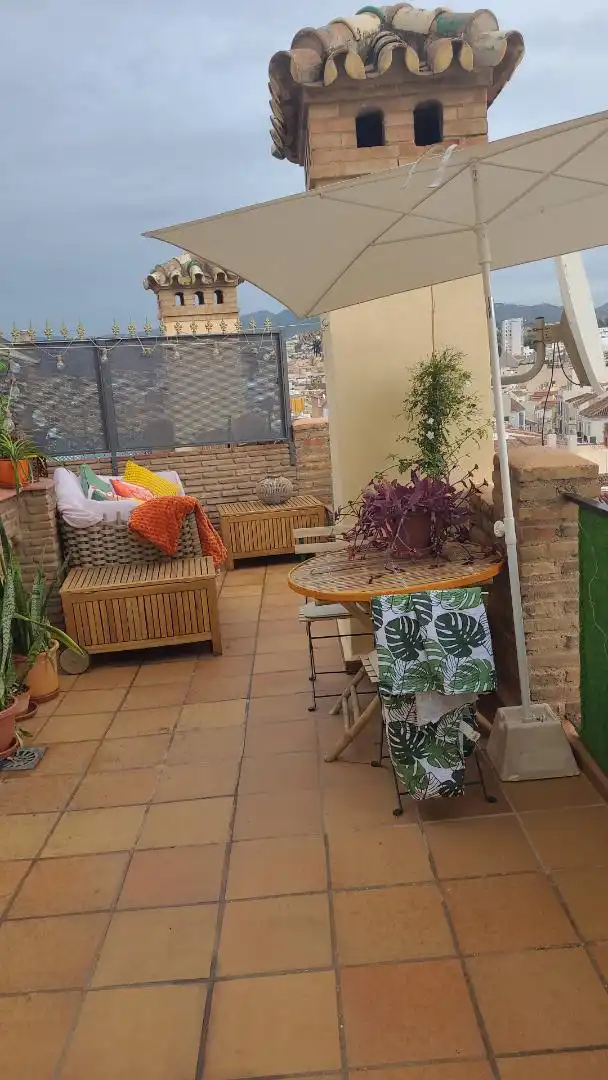 Flat for rent in Avenida de la Rosaleda, 3, La Goleta - San Felipe Neri Terrace of Flat for rent in Málaga Capital with Air Conditioner and Terrace