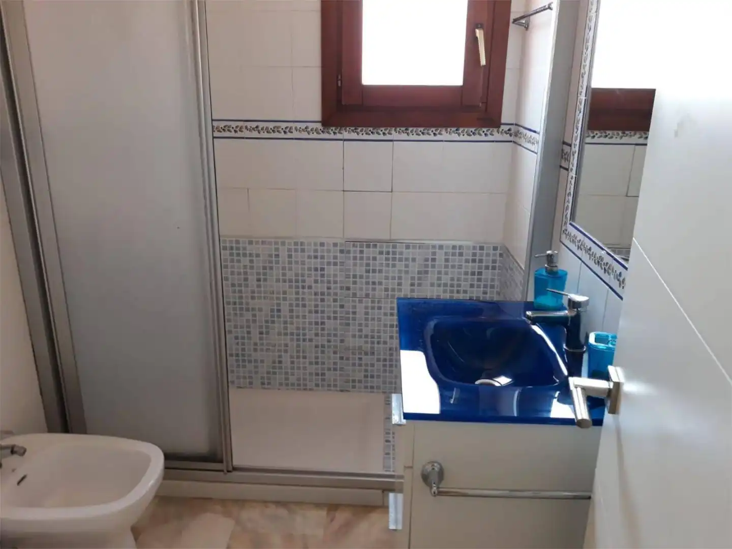 Bany de Pis en venda en Chiclana de la Frontera amb Parquet, Terrassa i Piscina