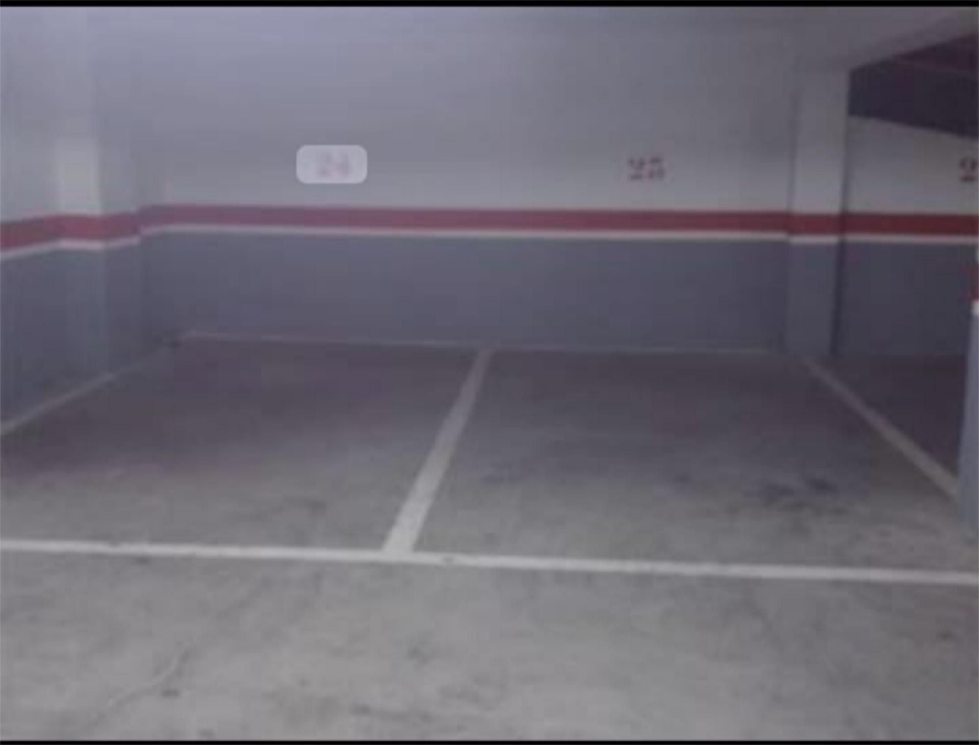Parking of Garage to rent in Laguna de Duero