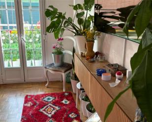Living room of Flat for sale in  Madrid Capital  with Air Conditioner, Terrace and Balcony