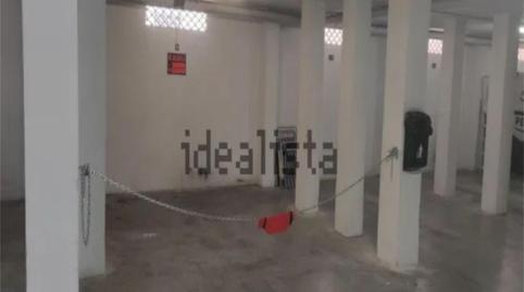 Foto 2 de Garatge de lloguer a Calle Quilla, 32p, Zona Centro Comercial Torrequebrada, Málaga