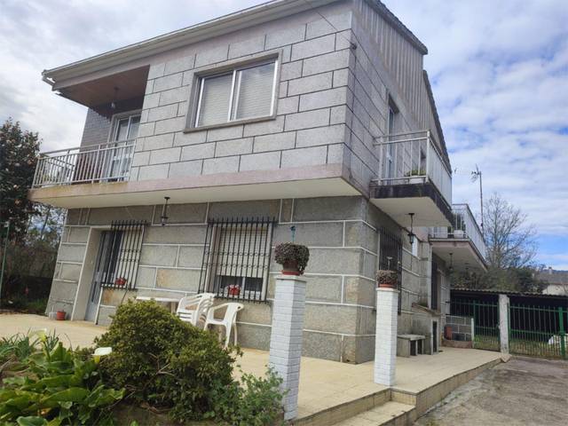 Piso en Venta en Rúa de Albaredo, 2 en San Rosendo