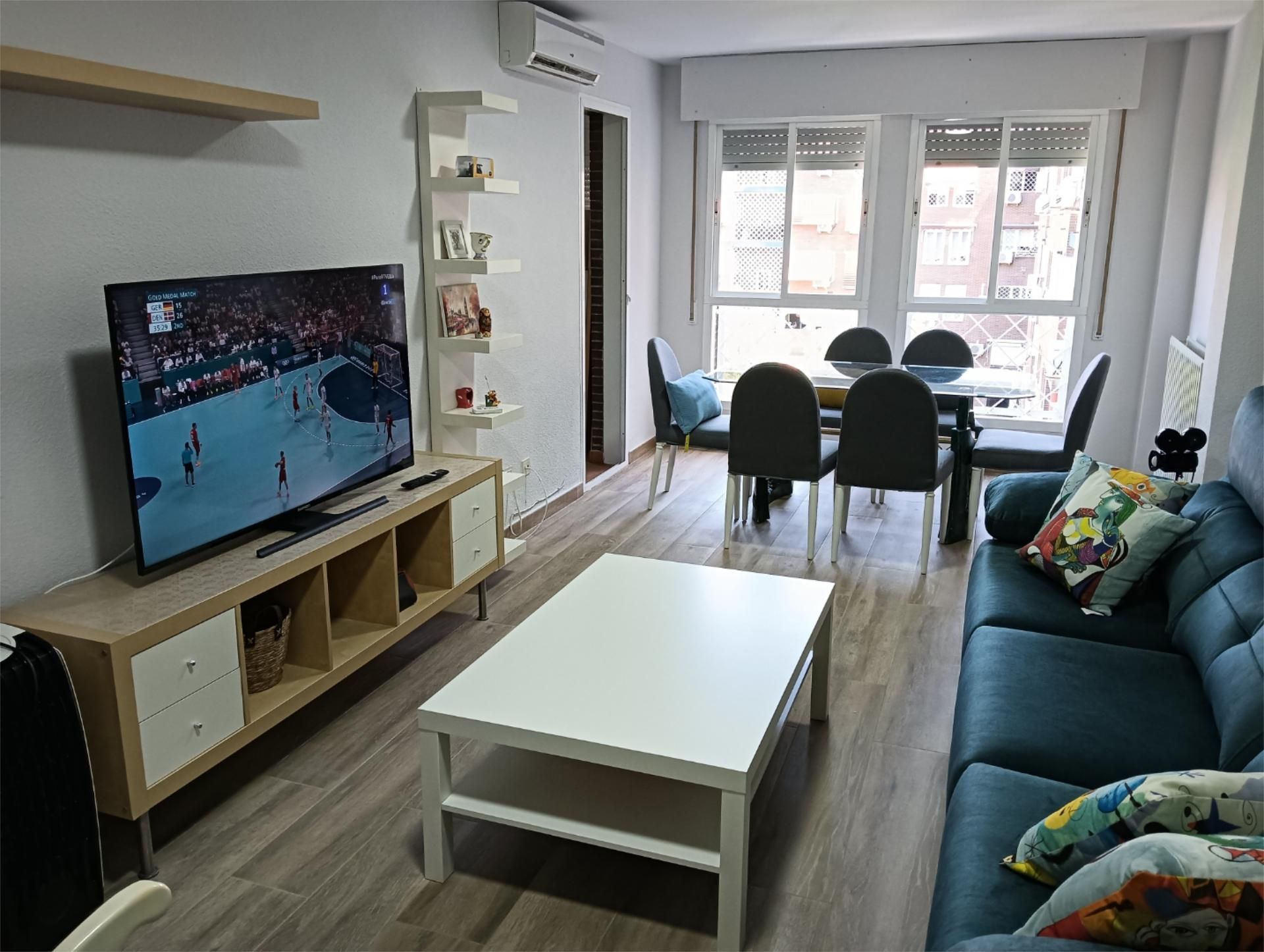 Flat to share in Calle Maíz, 10, Zofio