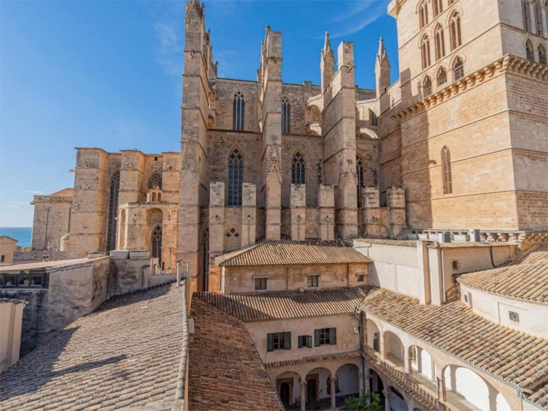 Flat to rent in Carrer del Deganat, 1, La Seu