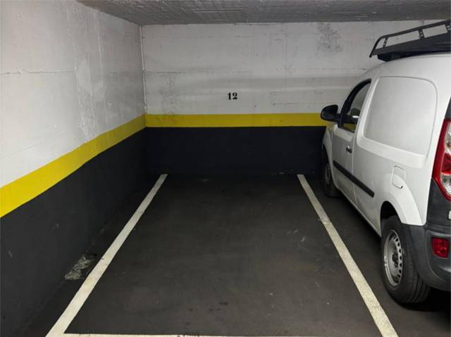 Garaje en Alquiler en Calle del Roble, 10 en Castillejos - Cuzco