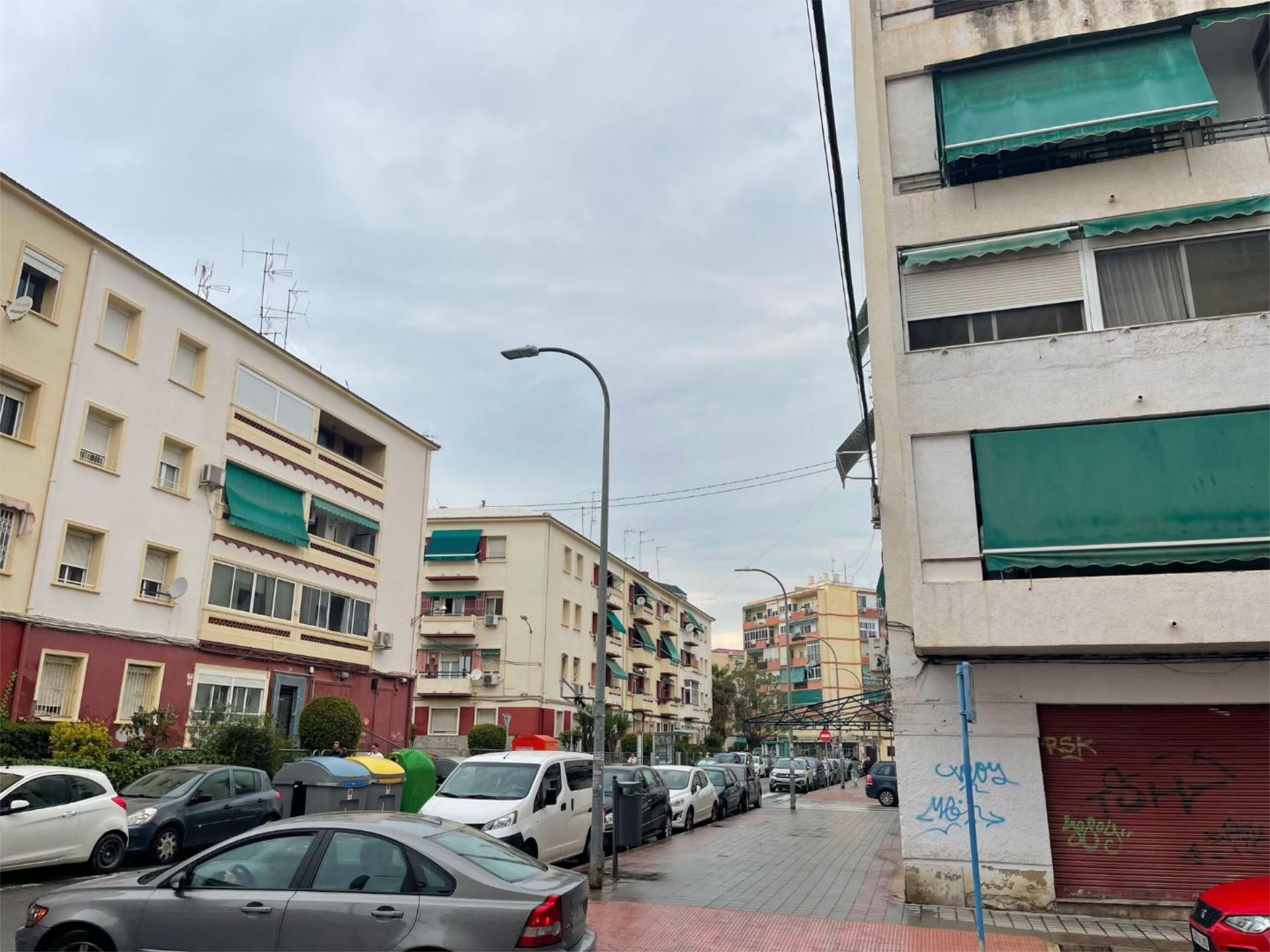 Vista exterior de Pis de lloguer en Alicante / Alacant amb Aire condicionat i Balcó