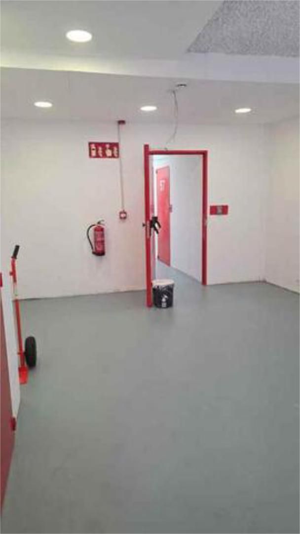 Box room to rent in Reus