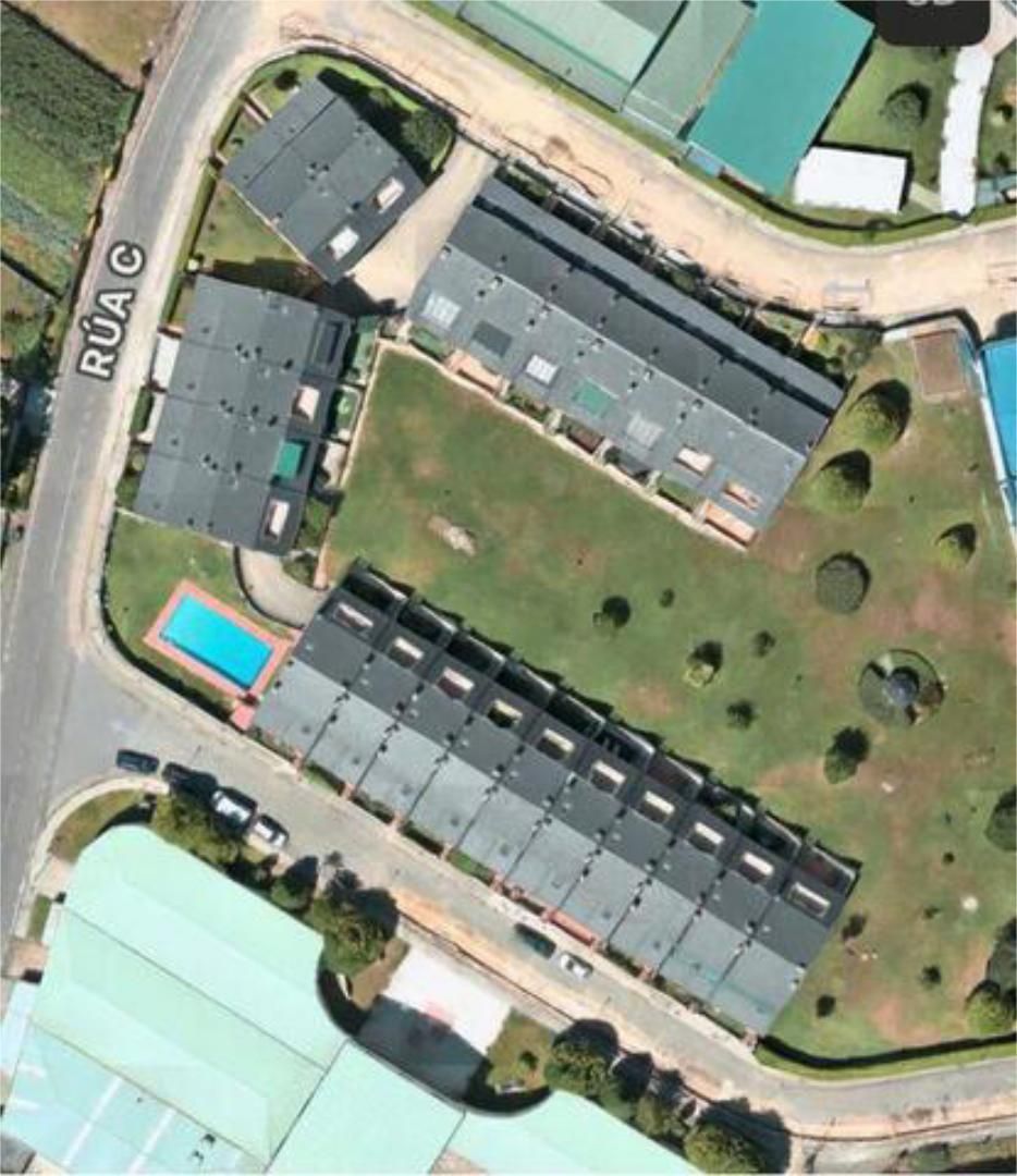 Aparcament de Casa adosada en venda en Lugo Capital amb Calefacció, Jardí privat i Terrassa