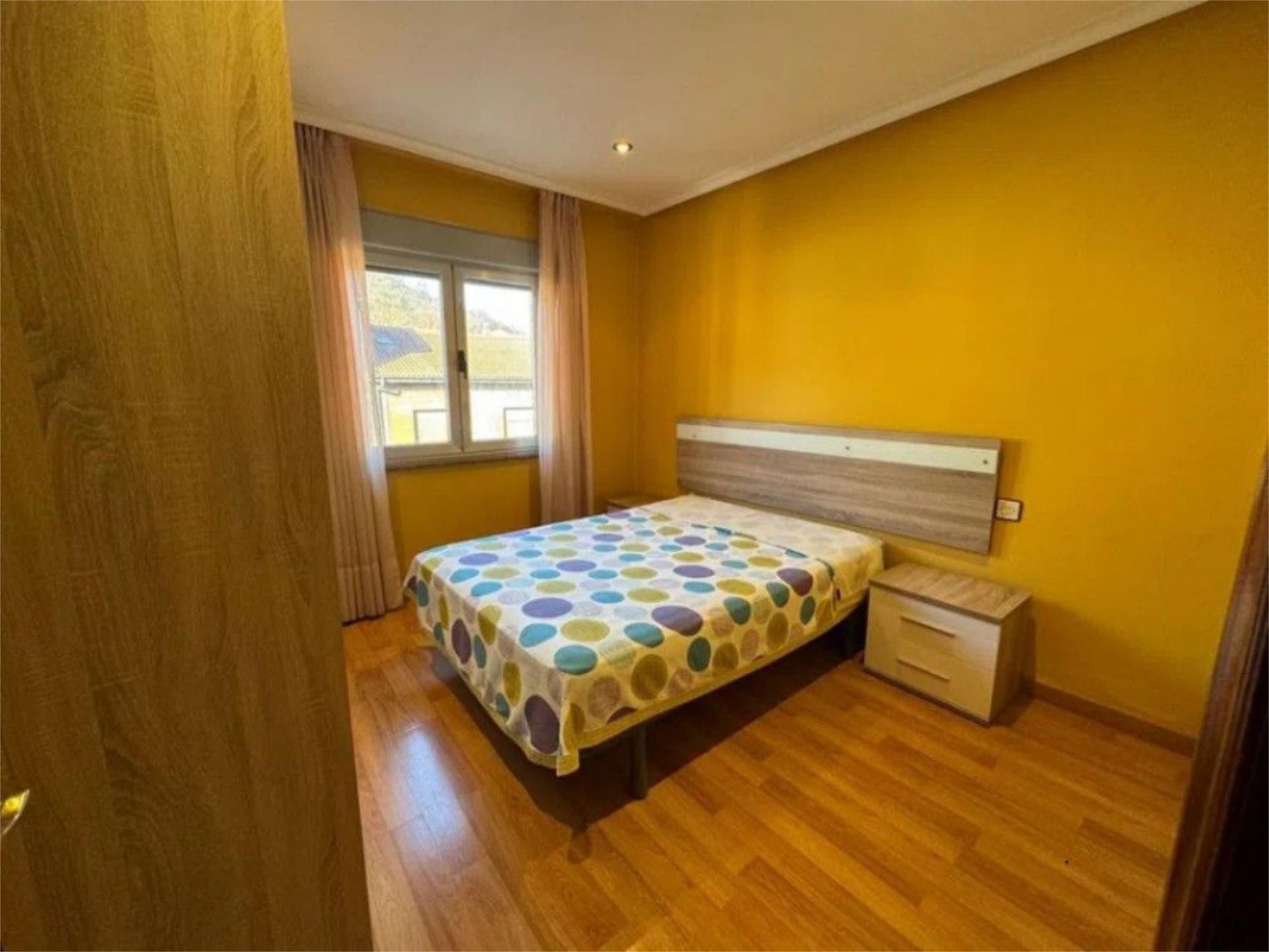 Bedroom of Flat to share in Mieres (Asturias)  with Furnished