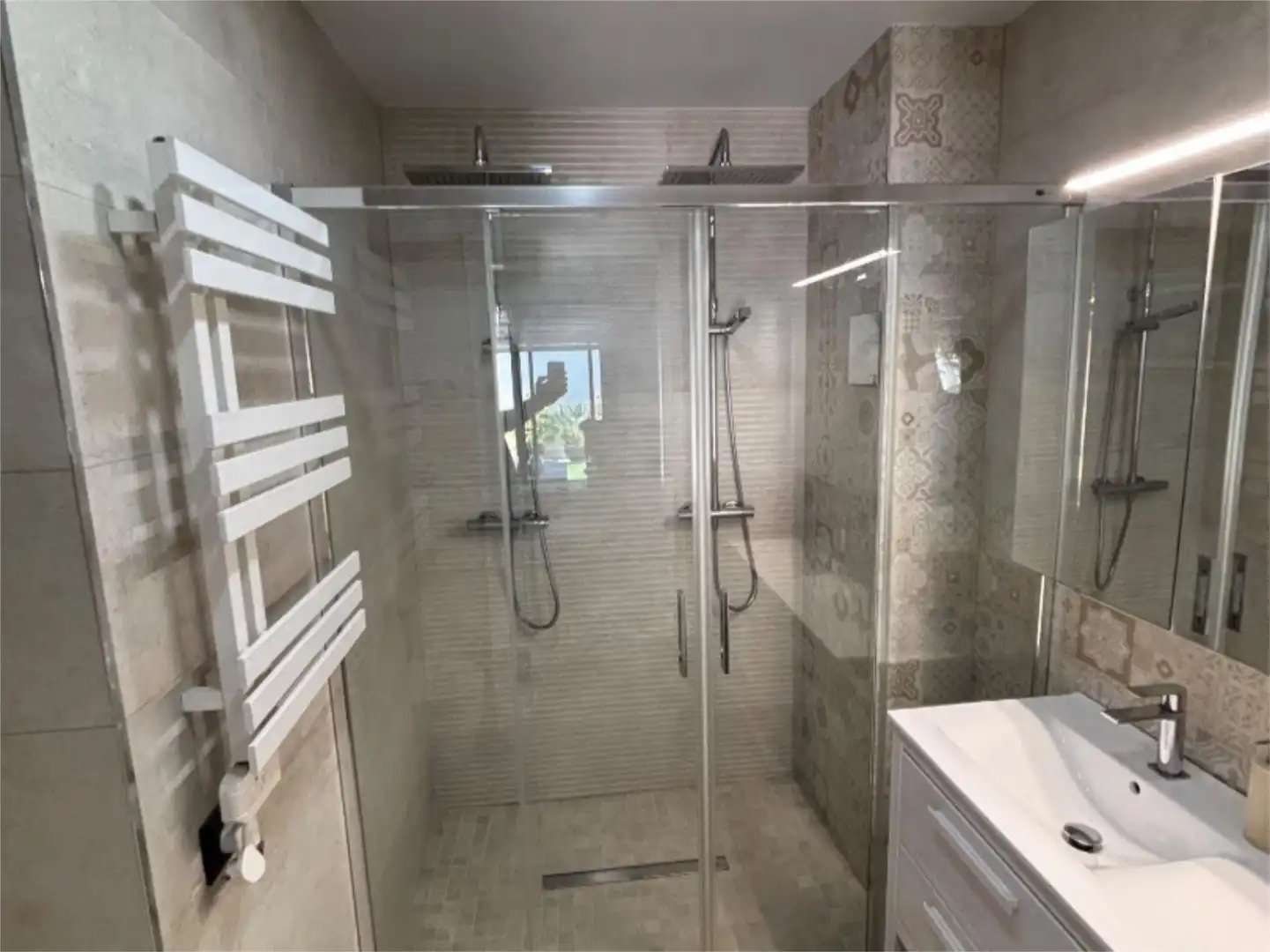 Baño de Casa adosada en venta en Rubí con Aire acondicionado, Terraza y Balcón