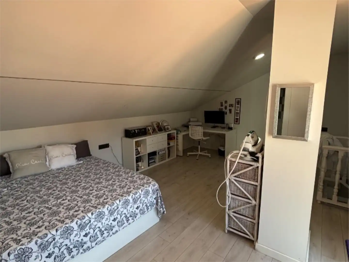 Habitación de Casa adosada en venta en Rubí con Aire acondicionado, Terraza y Balcón
