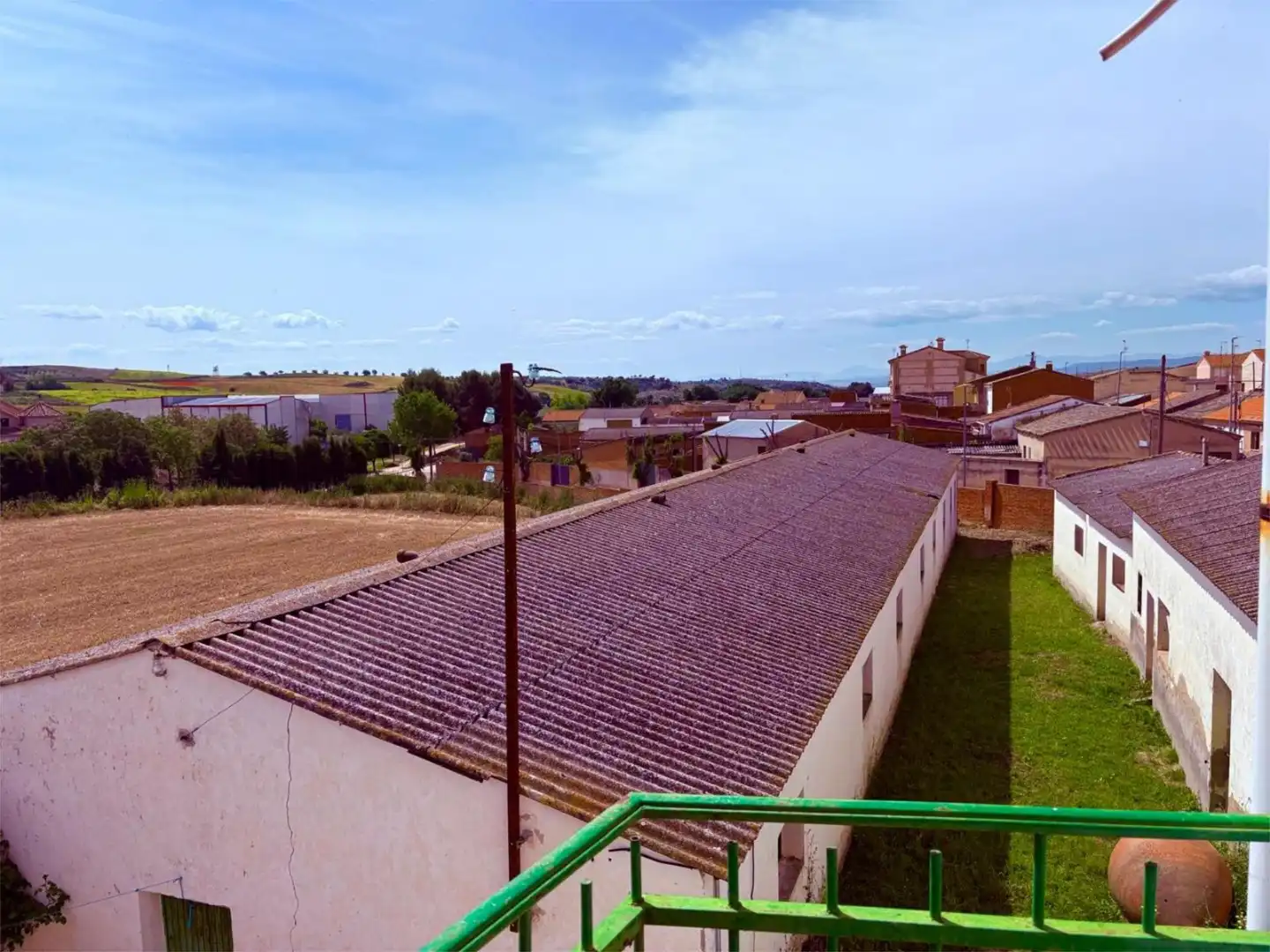 Casa o chalet en venta en Calle Júpiter, 1, El Carpio de Tajo Vista exterior de Casa o chalet en venta en El Carpio de Tajo con Aire acondicionado, Calefacción y Jardín privado