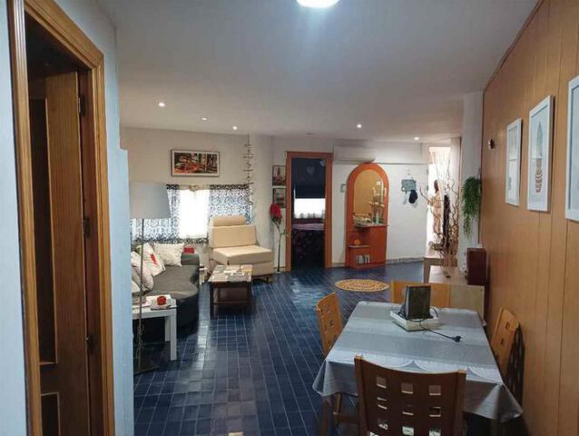 Apartament en venda en Rosselló amb Piscina i Moblat