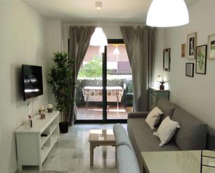Sala d'estar de Apartament de lloguer en Fuengirola amb Aire condicionat i Terrassa