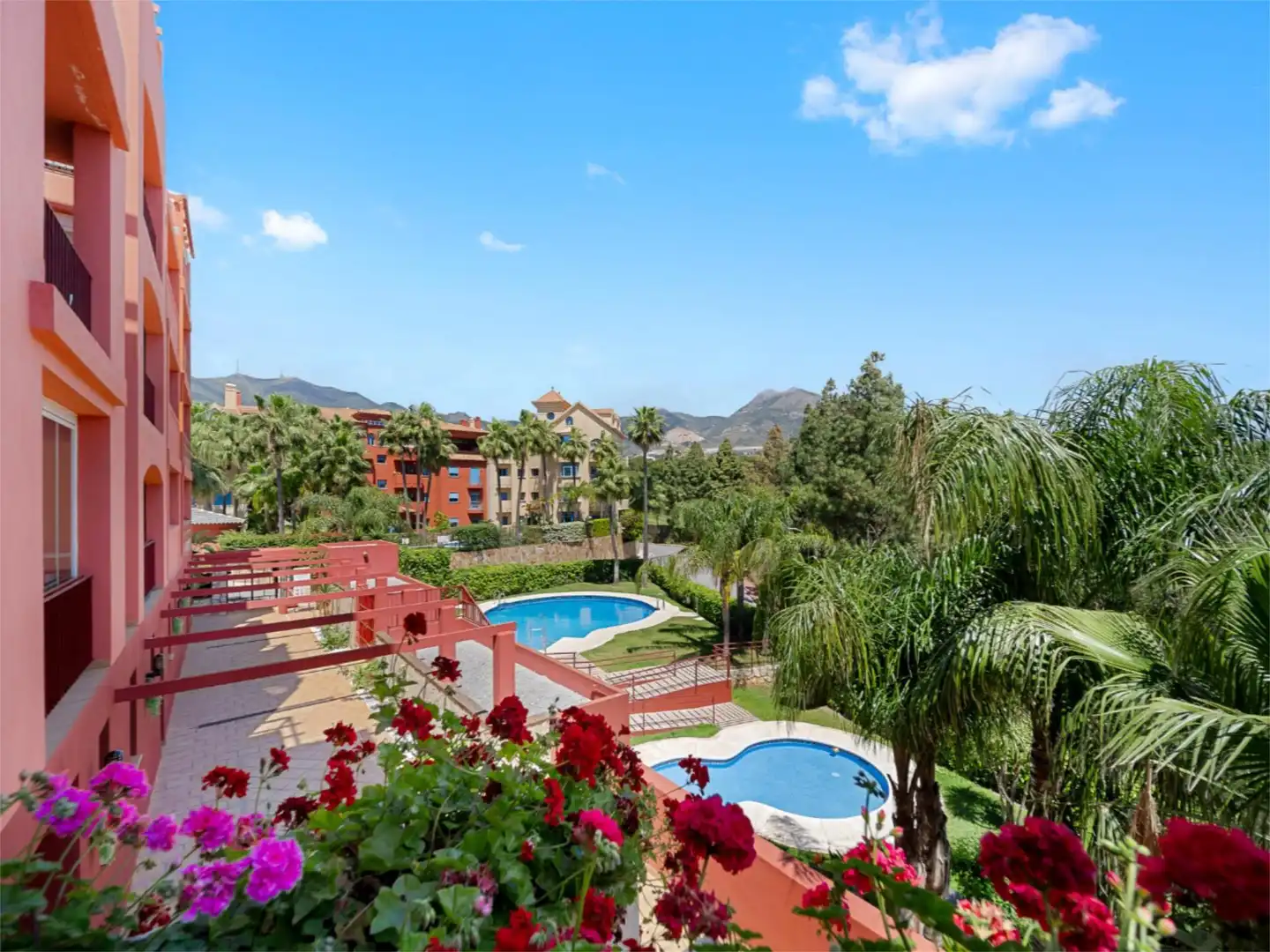 Garden of Flat for sale in Benalmádena  with Air Conditioner, Heating and Private garden