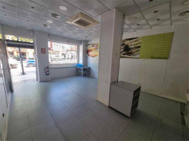 Local comercial en Alquiler en Cervantes