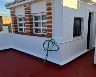 Vista exterior de Casa adosada de lloguer en Chiva amb Aire condicionat, Terrassa i Traster